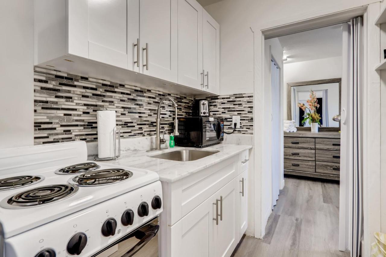 !!Coral Sands 1 Bedroom Stunner!! West Palm Beach Exterior foto